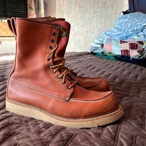 RED WINGS mens size 10.5